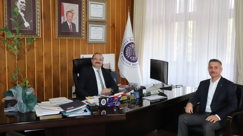 Bölge Müdürümüz Serkan Karakurt Atatürk Üniversitesi Rektörü Prof.Dr.Ahmet Hacımüftüoğlu'nu Makamında Ziyaret Etti