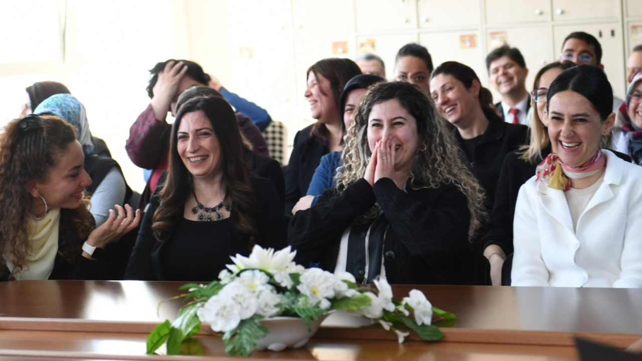 "ÖĞRETMENLERİN İL İÇİ MAZERETE BAĞLI YER DEĞİŞTİRME BAŞVURULARI" DUYURUSU YAYIMLANDI