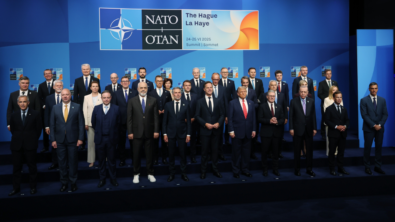 Cumhurbaşkanı Erdoğan, NATO Liderler Zirvesi’nde aile fotoğrafı çekimine katıldı
