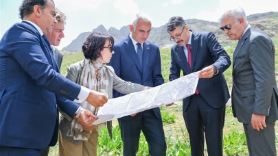 TERÖRSÜZ TÜRKİYE VİZYONUYLA HAKKÂRİ'DE TURİZM HAMLESİ BAŞLIYOR