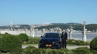 Cumhurbaşkanı Recep Tayyip Erdoğan, Togg'un yeni modeli T10F'nin deneme sürüşünü gerçekleştirdi.