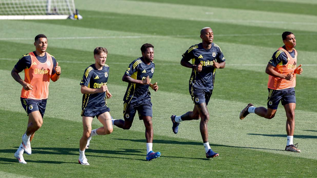 Fenerbahçe, kuvvet ve dayanıklılık idmanı yaptı