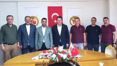 Doğu Anadolu Gazeteciler Cemiyeti Başkanı Ayhan Türkez  ve yönetimine hayırlı olsun ziyaretleri sürüyor.