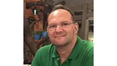 Akciğerine kedi tüyü kaçan adam hayatını kaybetti