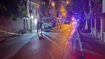 Motosiklet ve minibüs çarpıştı: 1 ölü