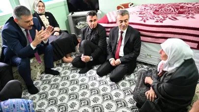 102 yaşındaki Mühibe Nine’ye vefa ziyareti