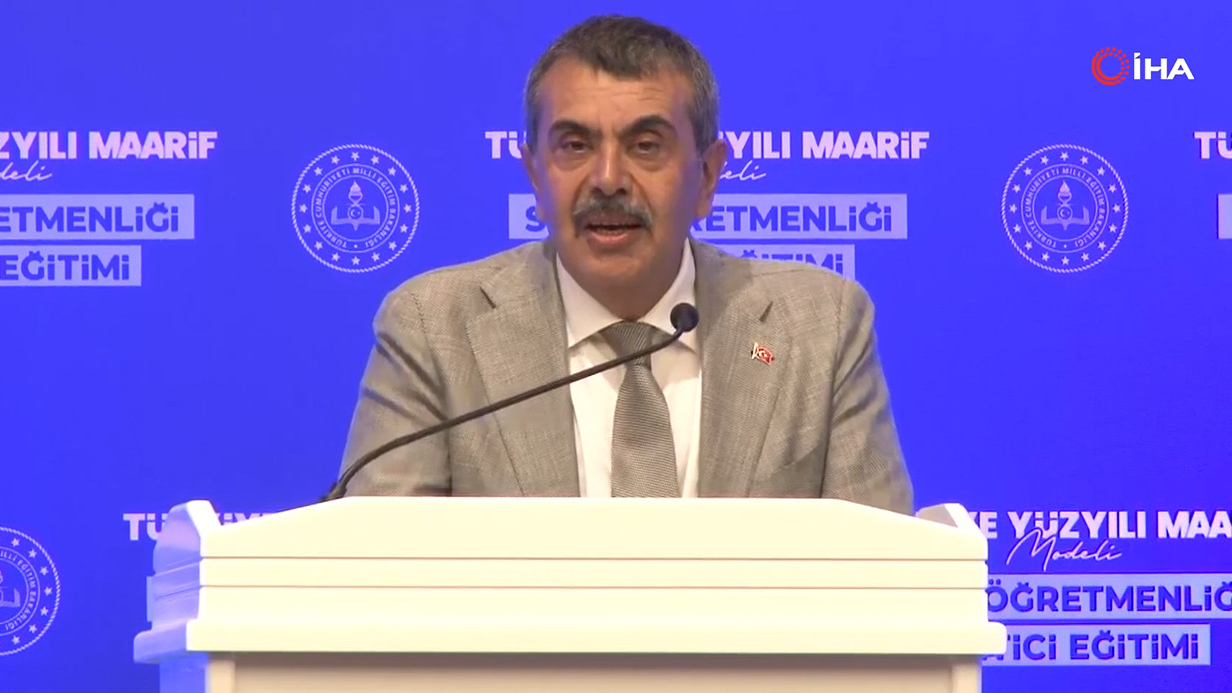 Bakan Tekin'den serbest kıyafet uygulamasına ilişkin açıklama!