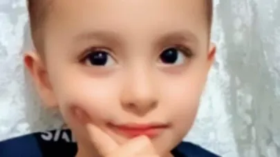 Otobüsün altında kalan 3 yaşındaki çocuk hayatını kaybetti