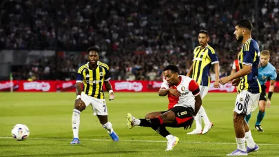 Tur İstanbul'a kaldı! Fenerbahçe 90+1'de kaybetti