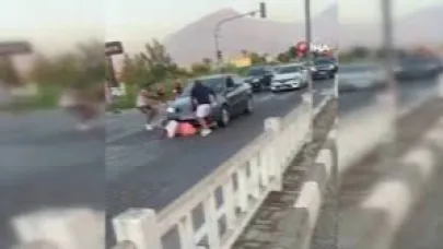 Kadını ezilmekten vatandaşlar kurtardı