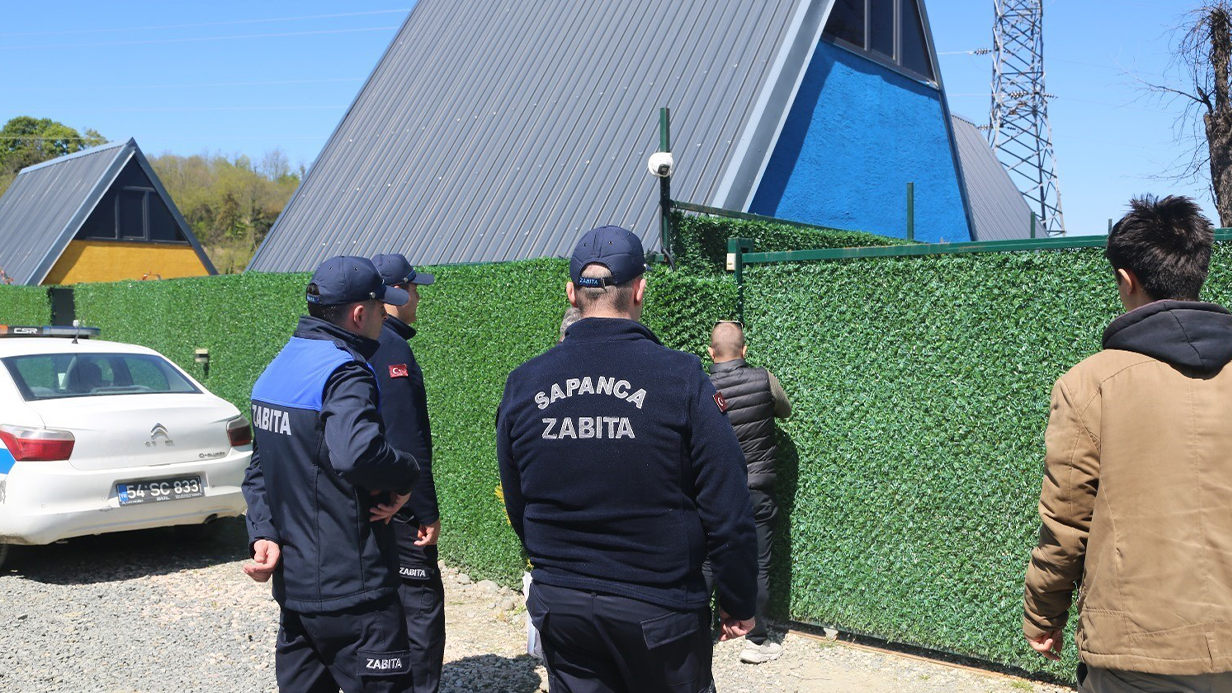 Bungalovdaki gizli kamera skandalında sanıklar ilk kez hakim karşısına çıktı