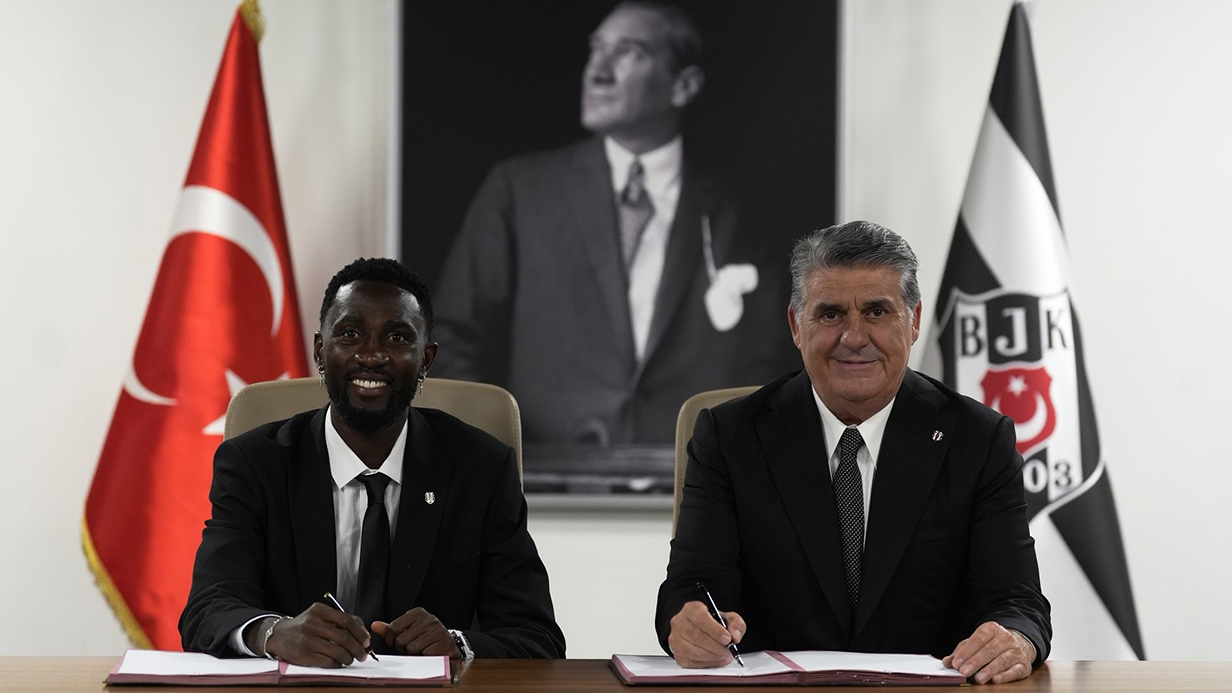 Leicester City’nin Nijeryalı orta saha oyuncusu Wilfred Ndidi Beşiktaş’ta