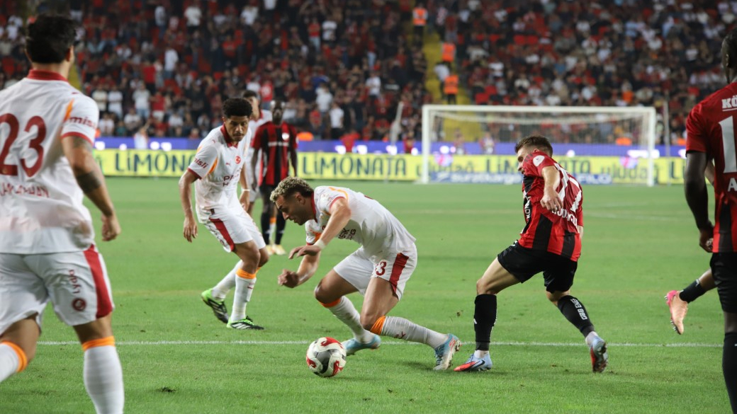 Şampiyon Galatasaray Kaldığı Yerden Devam Dedi