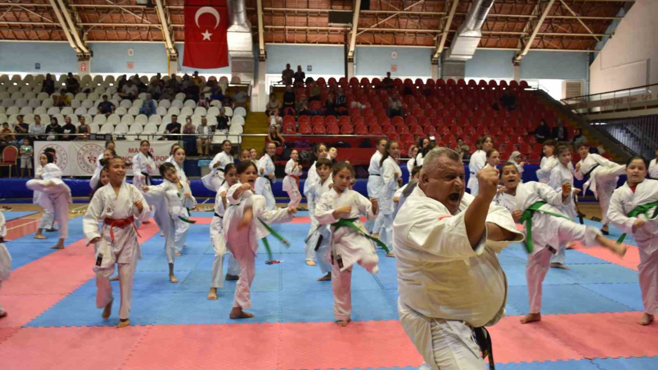 Emniyet amiri tatamiye çıktı
