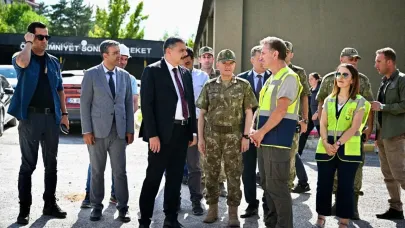 Askeri tesis inşaatlarını incelediler