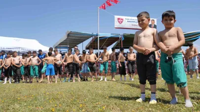 "2. Geleneksel Erzurum Ovası Güreş Festivali"ne yoğun ilgi