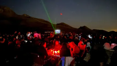 Gökyüzü tutkunları, meteor yağmurunu Kayseri’nin zirvesinde izledi