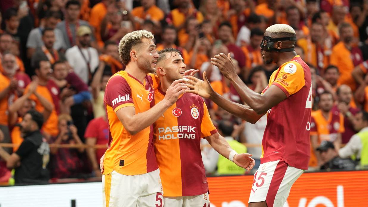 Galatasaray'dan transfer açıklaması: "Oyuncularımızla yetkisiz görüşmeler tespit edildi"