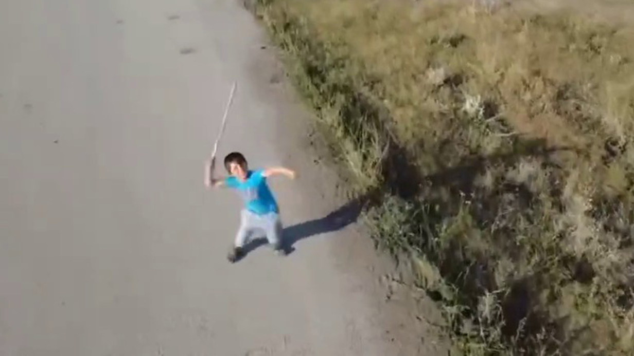Bir çocuğun drone ile sınavı