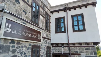 Büyükşehir’den Yeni Bir Kültür Yatırımı Daha : DİL VE EDEBİYAT KONAĞI AÇILDI