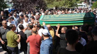Motosiklet kazasında vefat eden motosiklet camiasının sevilen ismi son yolculuğuna uğurlandı