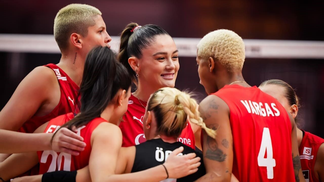 A Milli Kadın Voleybol Takımı  Tarih Yazıyor.