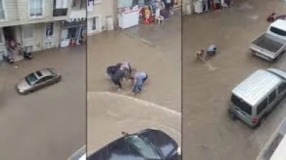 Bursa’yı sağanak vurdu, cadde ve sokaklar sular altında kaldı