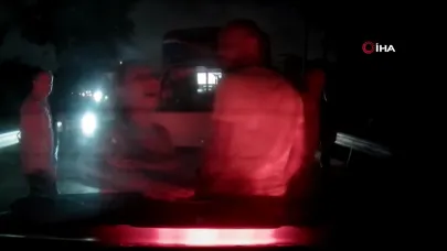 Bayrampaşa’da kamyonet, otomobili sıkıştırdı: "Yol vermedi" diye arkadan çarpıp darp ettiler