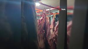 Kayseri’de  ahır içinde 1,5 ton mühürsüz ve uygunsuz et tespit edildi