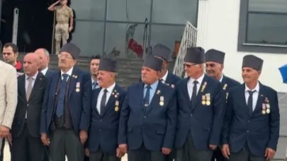 Valiye şemsiye var, gazilere yok