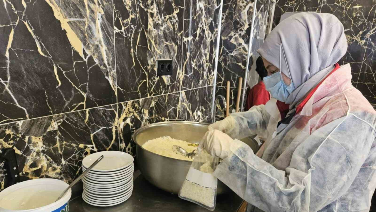 Erzurum’da gıda satışı yapan işyerleri denetlendi