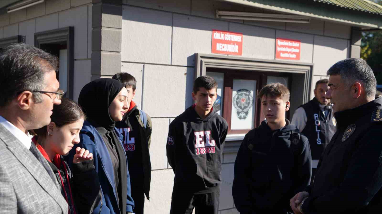 Emniyet Müdürü Onur Karaburun "Okullar bizim kırmızı çizgimiz"