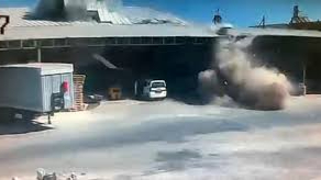 Antalya'nın Demre ilçesinde toptancı halinde patlama: 1 ölü, 3 yaralı