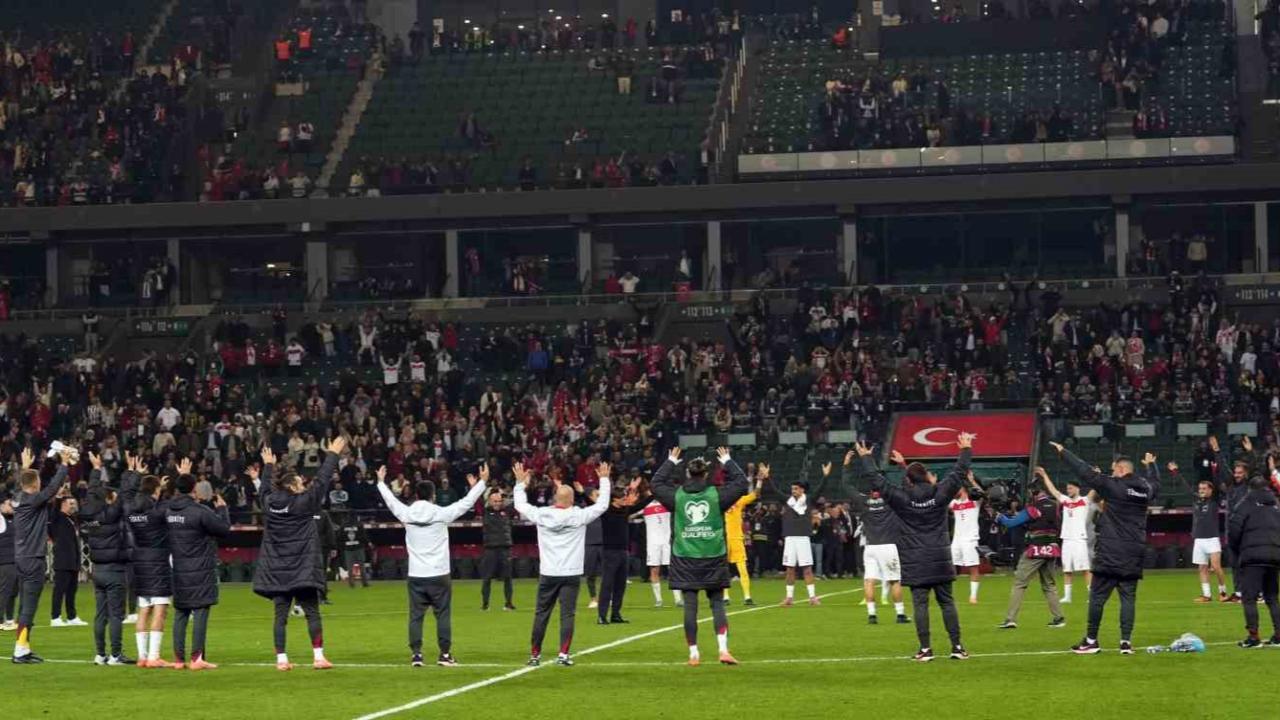 A Milliler Gürcistan&#039;ı farklı geçti
