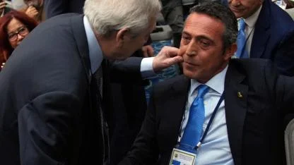 Aziz Yıldırım’dan Ali Koç’a: "Beni unut" derken, Koç da "Sağlığınıza çok üzülüyorum" yorumunu yaptı