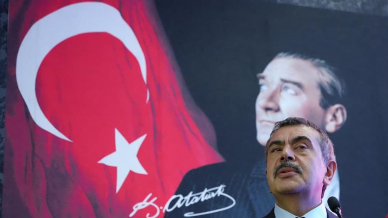 Bakan Tekin: &quot;Merkezi sınırlamayla okul kayıtlarının kapatıldığı bir sistemi hayata geçireceğiz&quot;