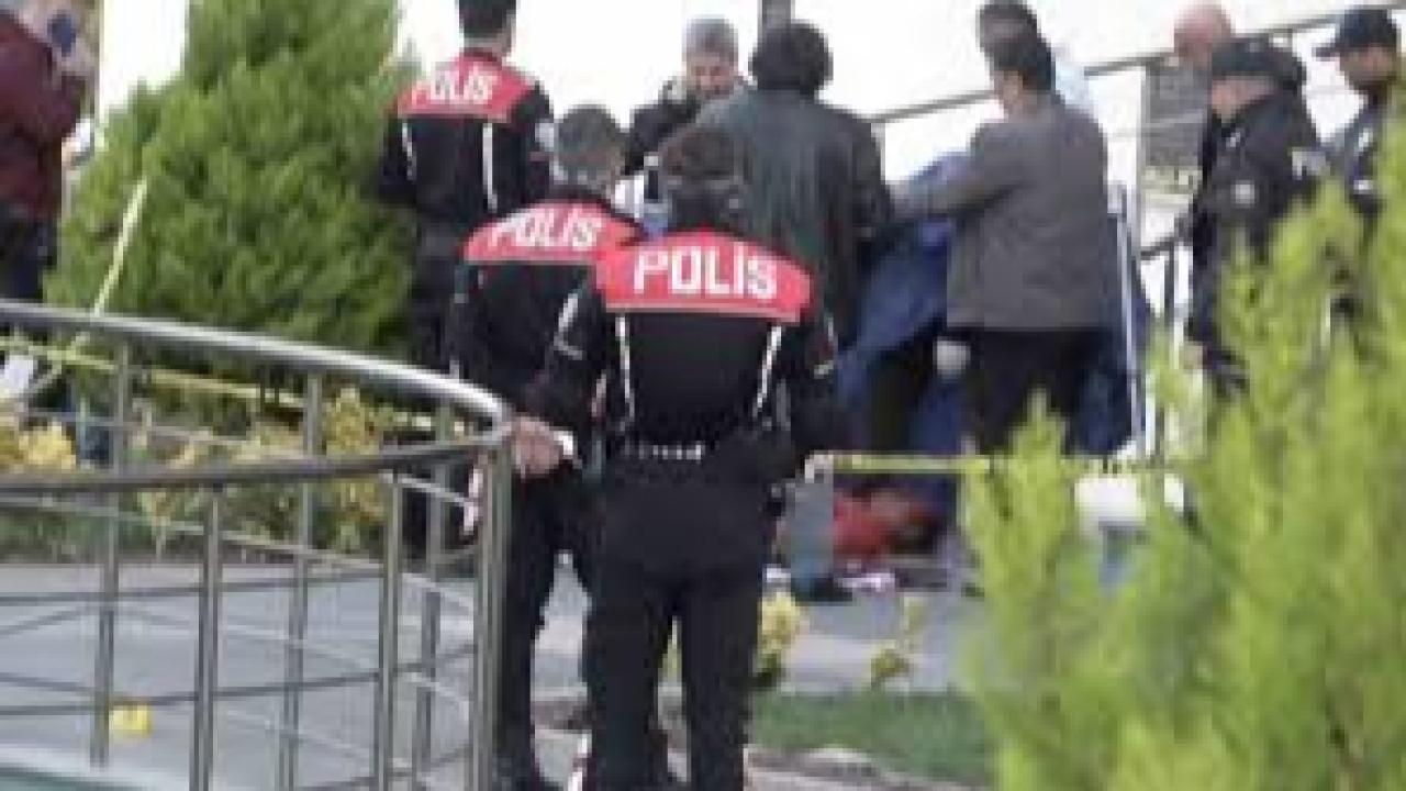 Çocuklar kavga edince babalar birbirine girdi: 1 ölü