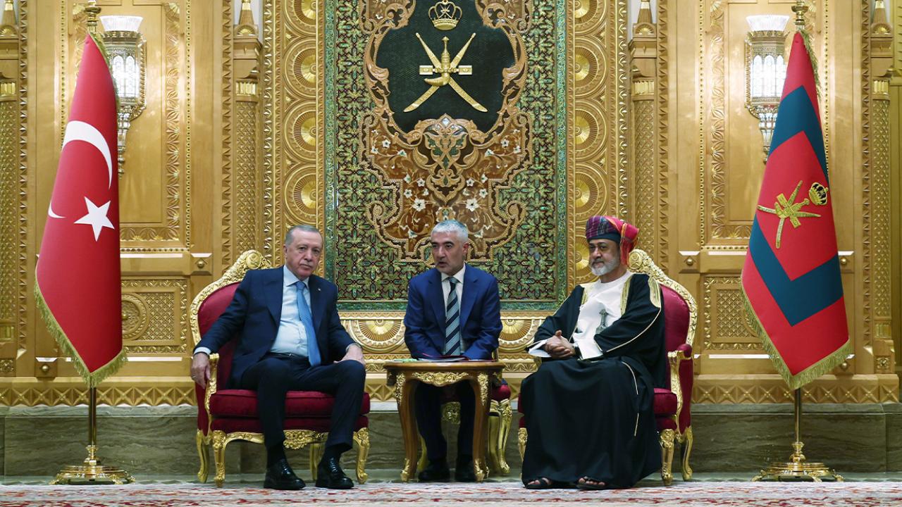 Cumhurbaşkanı Erdoğan, Umman Sultanı El Said ile bir araya geldi