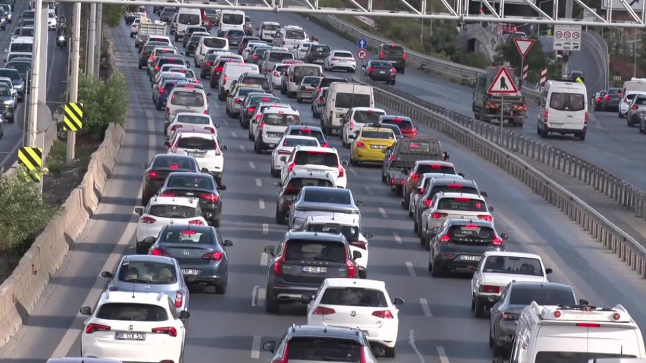 İstanbul Maratonu nedeniyle pazar günü bazı yollar trafiğe kapatılacak