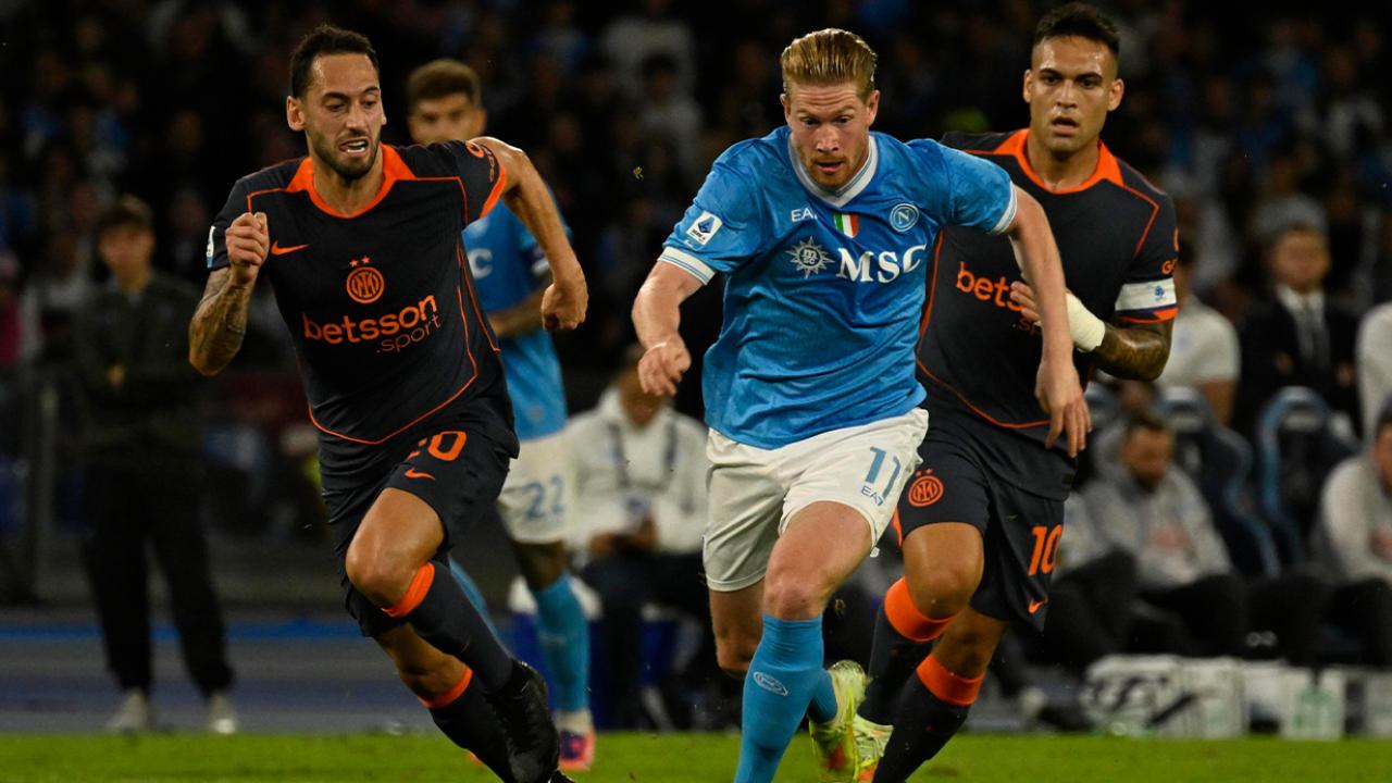 İtalya Serie A’da Napoli liderliği aldı