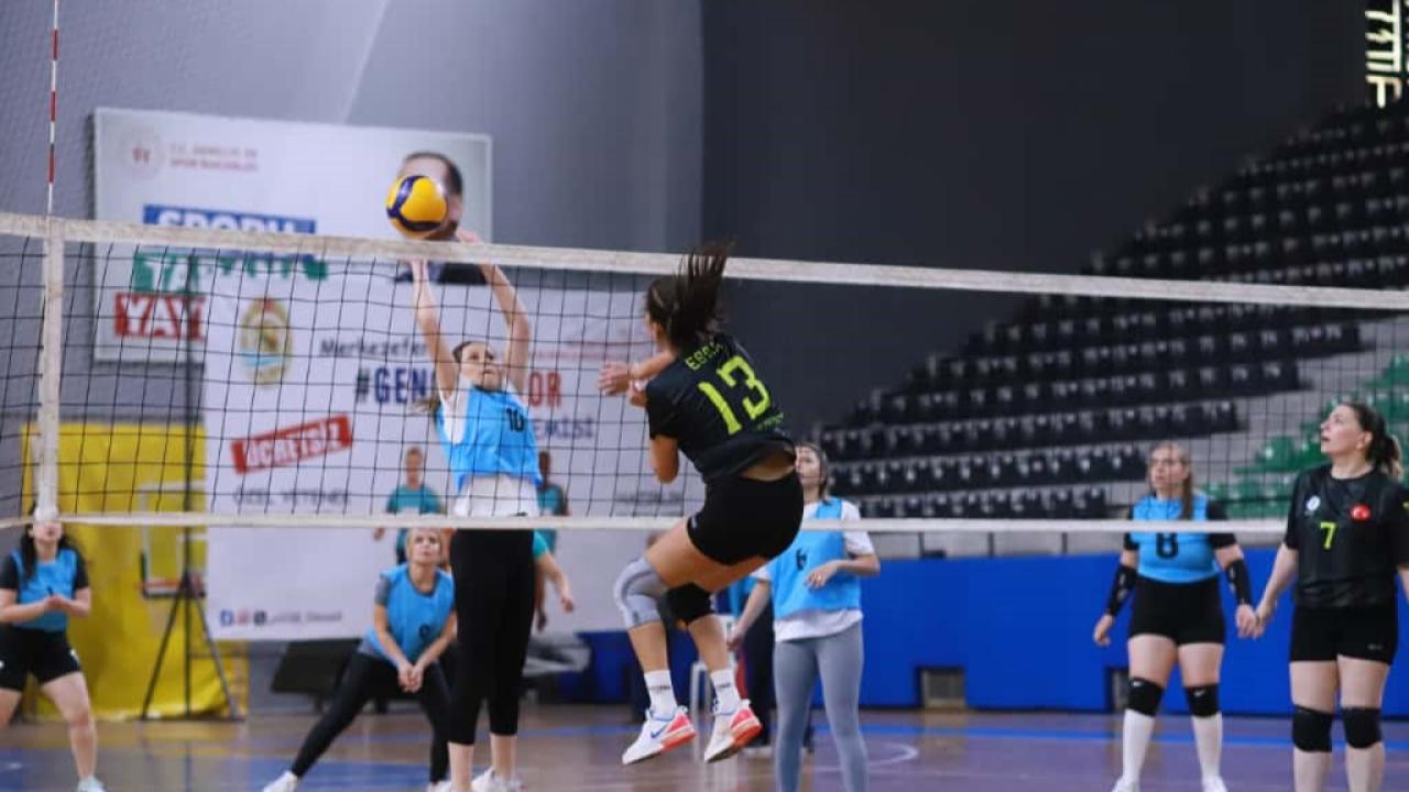 Kamu spor oyunlarında şampiyonlar belli oluyor