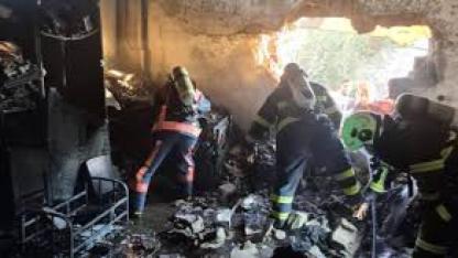 Mardin’de 3 katlı evde yangın: 1 kişi öldü, 12 kişi yaralandı