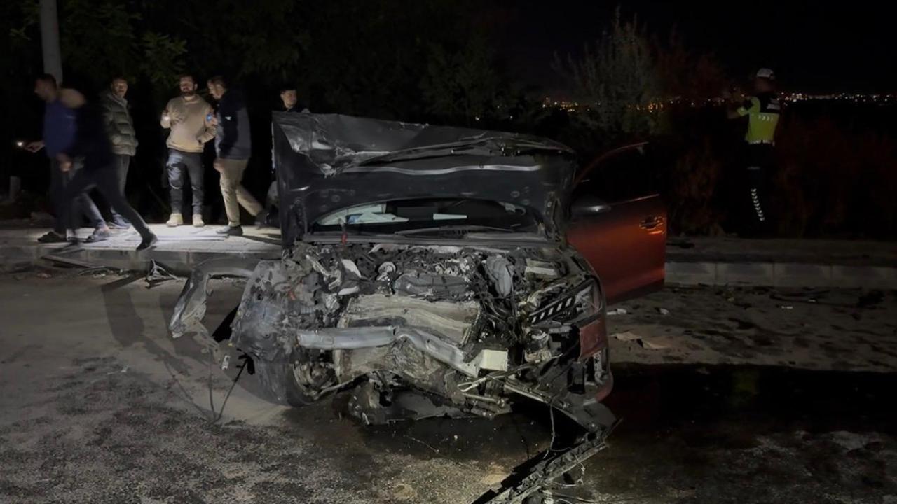 Polisin dur ihtarına uymayan araç faciaya davetiye çıkardı: 7 yaralı