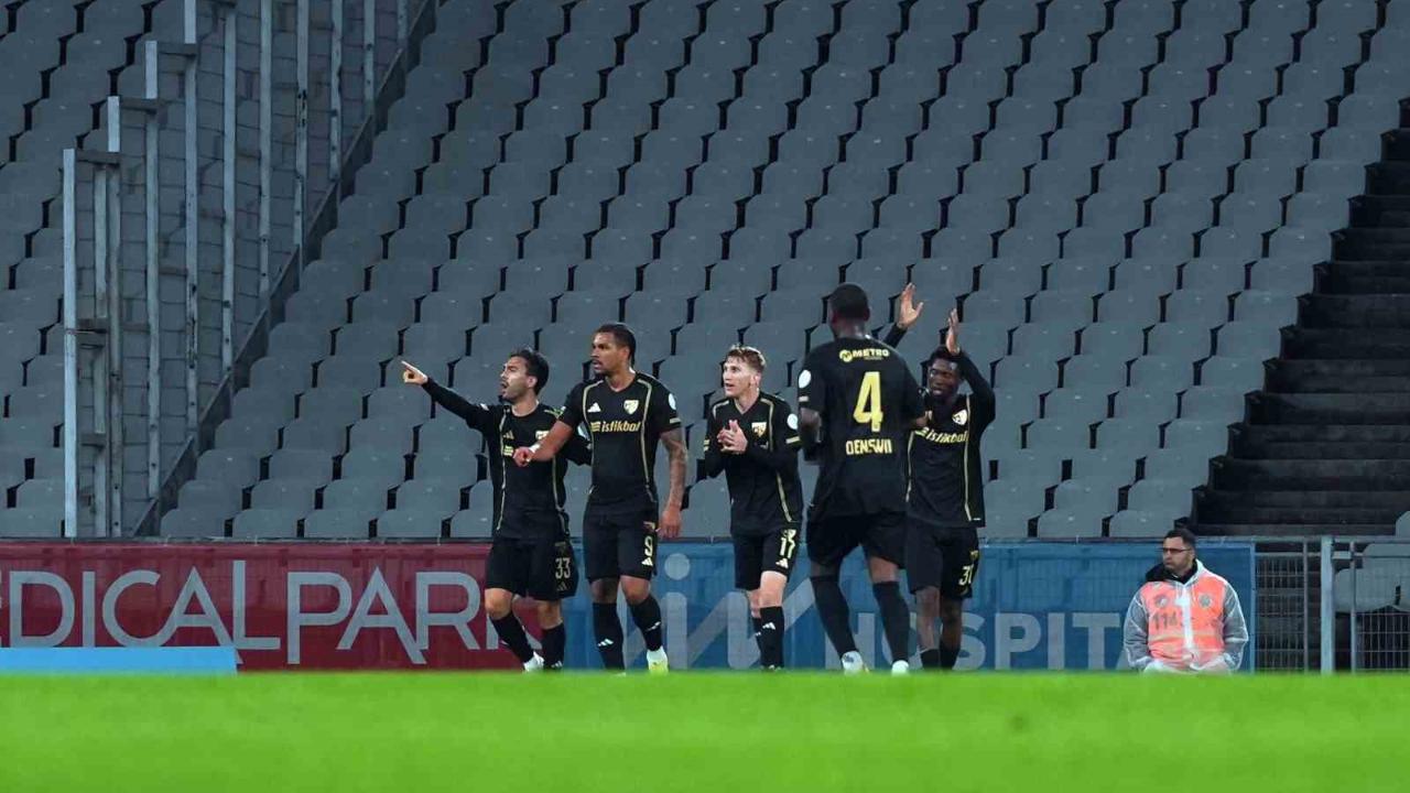 Trendyol Süper Lig: Fatih Karagümrük: 2 - Kayserispor: 2