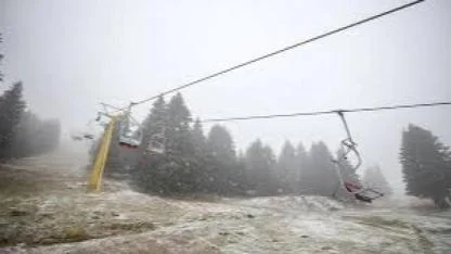 Uludağ’da kar yağışı etkili oluyor