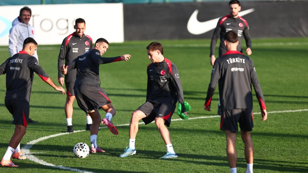 A Milli Futbol Takımı, Bulgaristan maçı hazırlıklarını sürdürdü