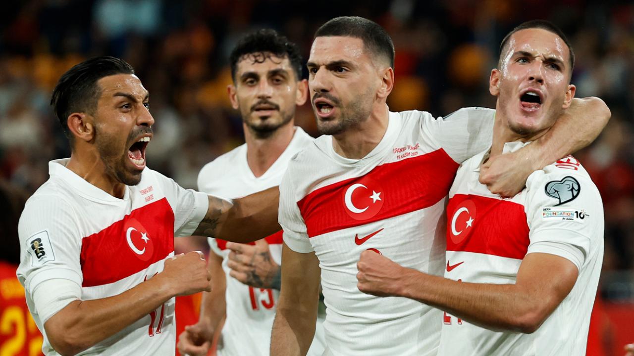 A Milli Futbol Takımı, FIFA sıralamasında bir basamak yükseldi