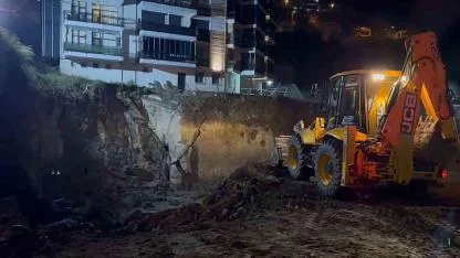 Amasra’da inşaat alanında göçük meydana geldi