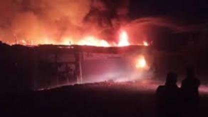 Amasya’da soğan deposu alev alev yandı