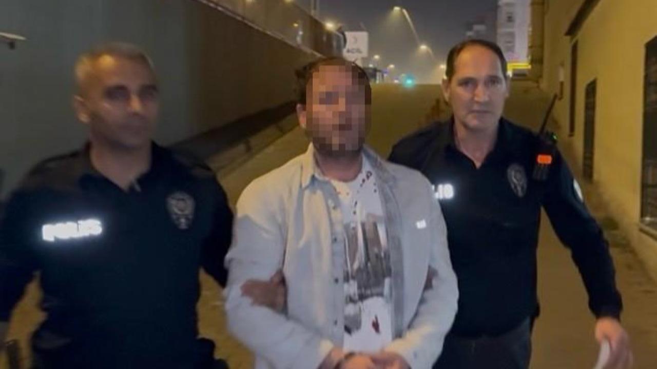 Amcasını ve 3 kişiyi bıçakladı